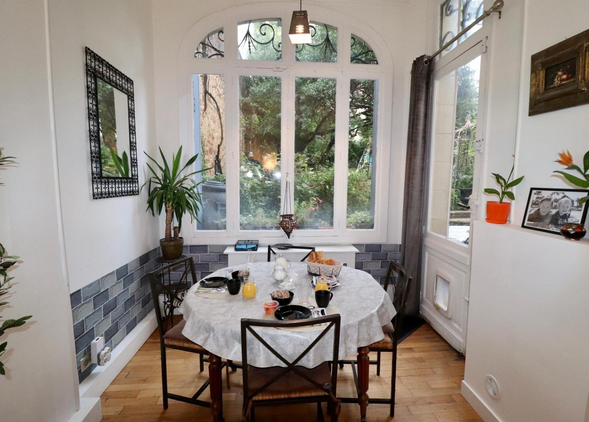 Duplex Au 2Eme Et De Notre Maison -Acces Au Jardin-Smart Tv-Streaming-Wifi Le Mans Exterior foto