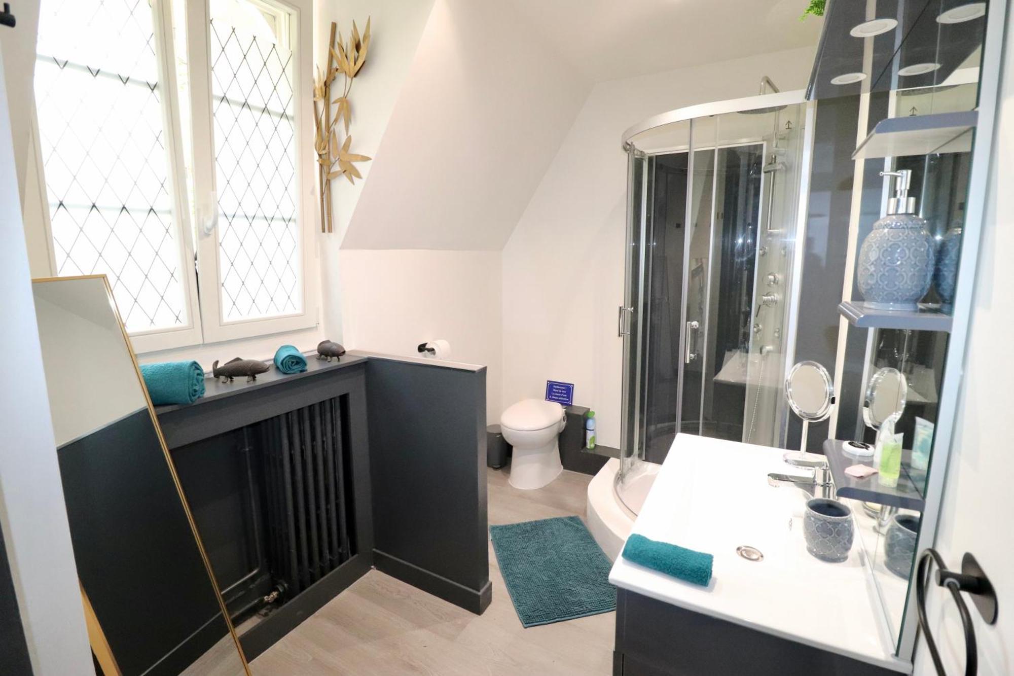 Duplex Au 2Eme Et De Notre Maison -Acces Au Jardin-Smart Tv-Streaming-Wifi Le Mans Exterior foto
